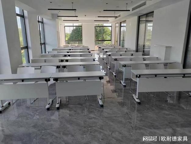 2026年廣東辦公家具培訓桌椅廠家哪家服務好？深度解析業務培訓場景下的服務標準